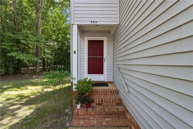 5314 Sloane SQ, Williamsburg, VA 23188
