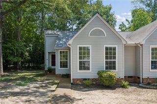 5314 Sloane SQ, Williamsburg, VA 23188