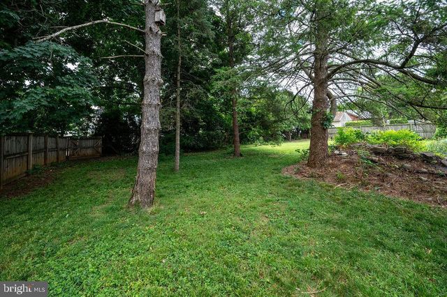 45 WYNNEWOOD AVE, Reading, PA 19608