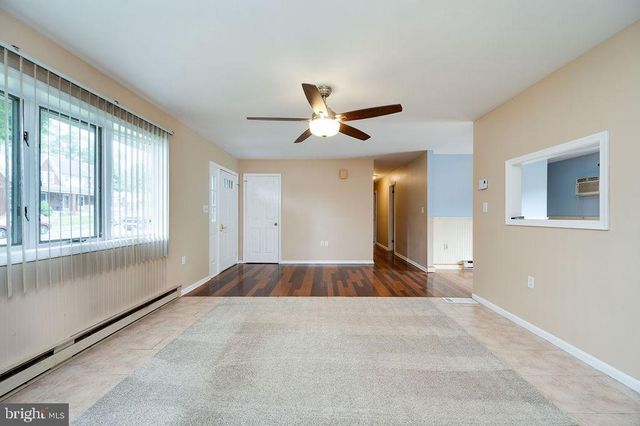 45 WYNNEWOOD AVE, Reading, PA 19608