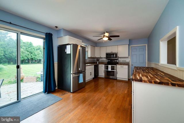 45 WYNNEWOOD AVE, Reading, PA 19608