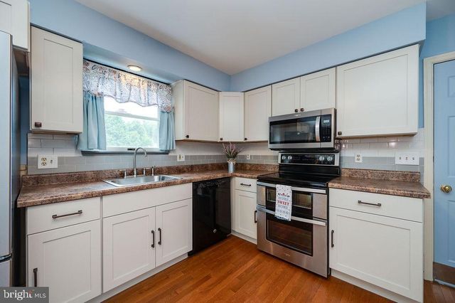 45 WYNNEWOOD AVE, Reading, PA 19608