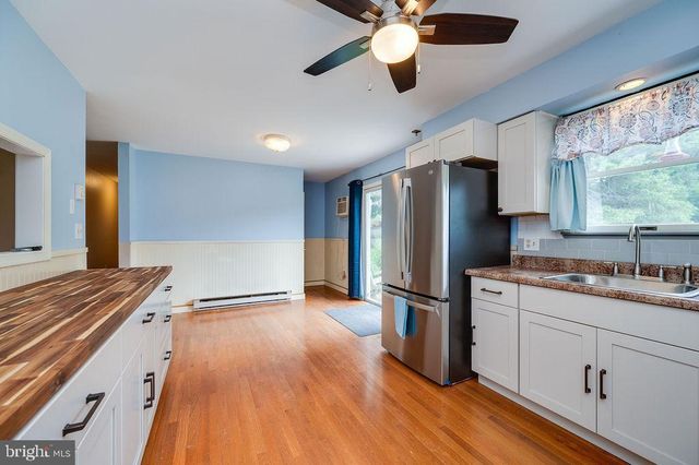 45 WYNNEWOOD AVE, Reading, PA 19608