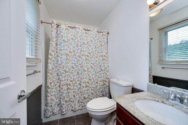 45 WYNNEWOOD AVE, Reading, PA 19608