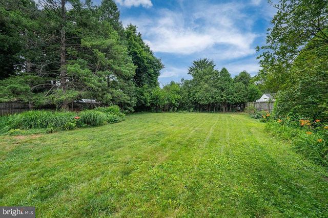 45 WYNNEWOOD AVE, Reading, PA 19608
