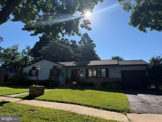 45 WYNNEWOOD AVE, Reading, PA 19608