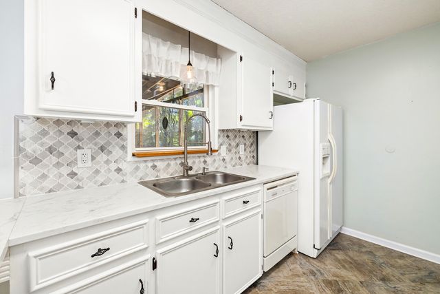 605 Gib Drive, Manning, SC 29102