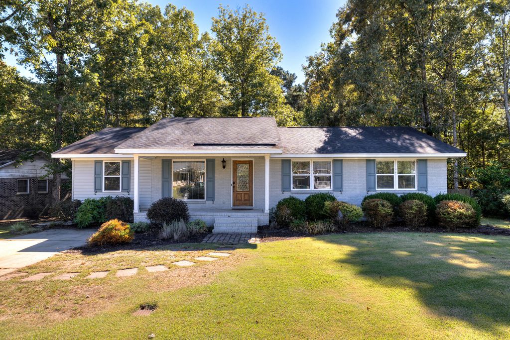 605 Gib Drive, Manning, SC 29102