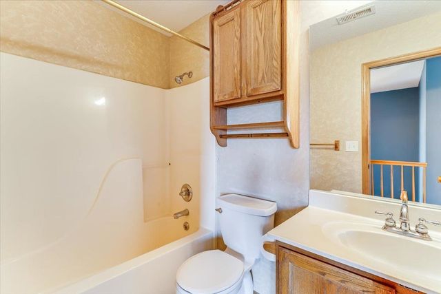 5359 S Stoneborough St, Wichita, KS 67217