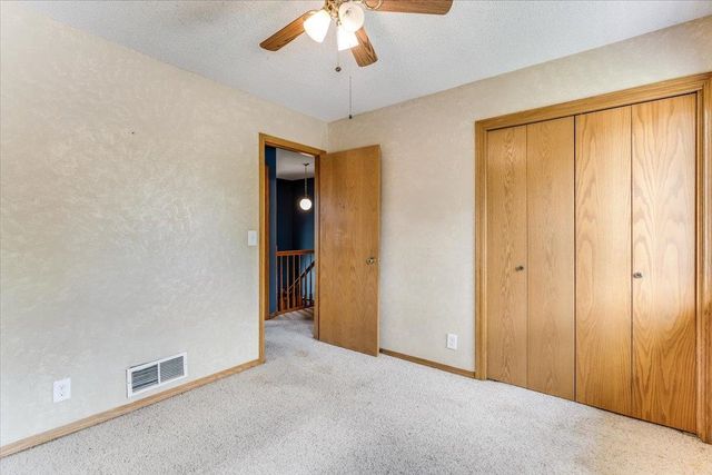 5359 S Stoneborough St, Wichita, KS 67217