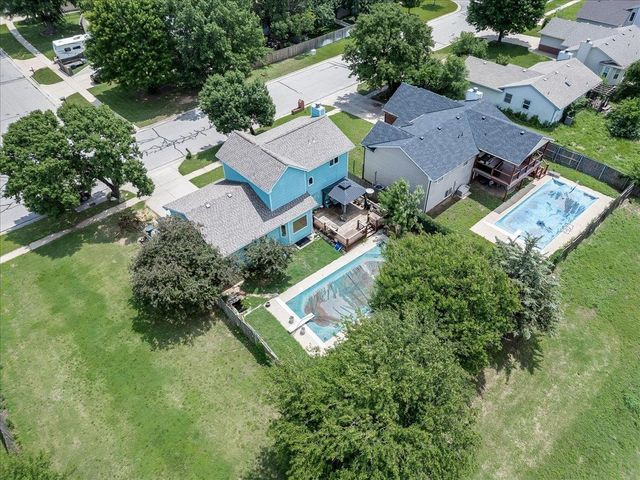 5359 S Stoneborough St, Wichita, KS 67217