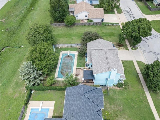 5359 S Stoneborough St, Wichita, KS 67217