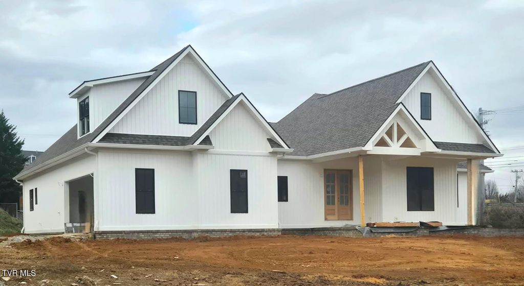 100 Wiltshire Drive, Johnson City, TN 37615