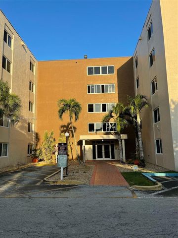 6950 Miami Gardens Drive 2-312A, Hialeah, FL 33015
