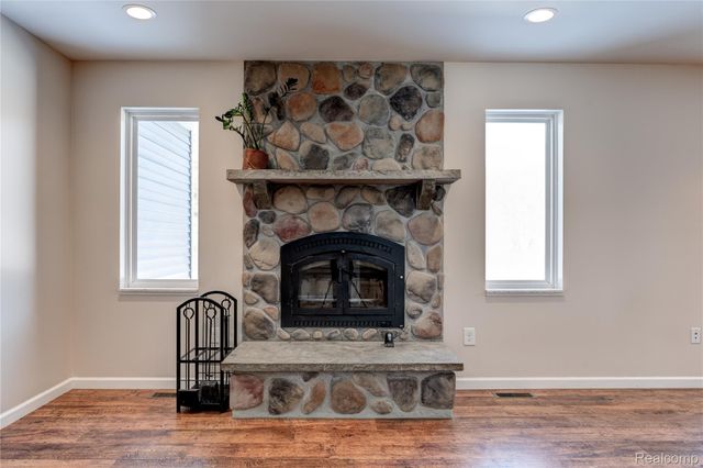 2193 Hummer Lake Road, Brandon Charter Township, MI 48462