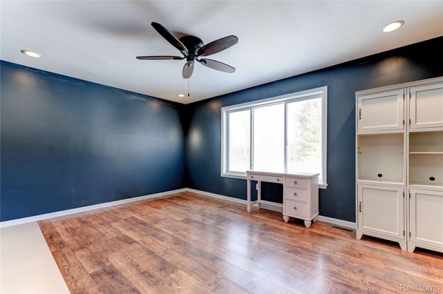 2193 Hummer Lake Road, Brandon Charter Township, MI 48462