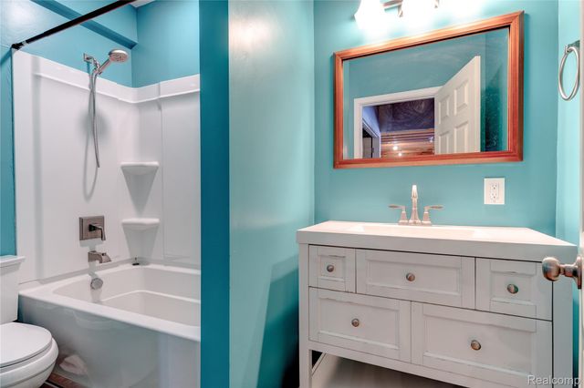 2193 Hummer Lake Road, Brandon Charter Township, MI 48462