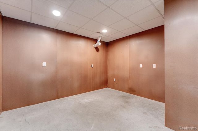 2193 Hummer Lake Road, Brandon Charter Township, MI 48462