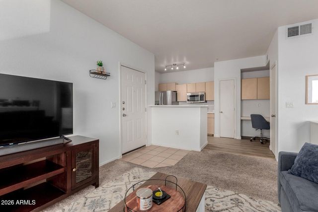 1720 E THUNDERBIRD Road 2118, Phoenix, AZ 85022