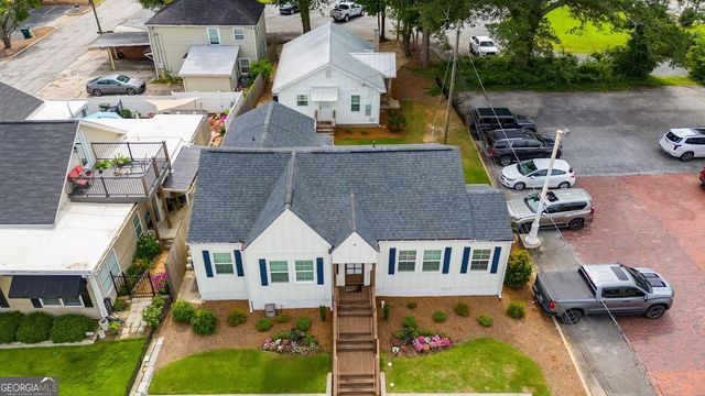 107 College Street, Carrollton, GA 30117