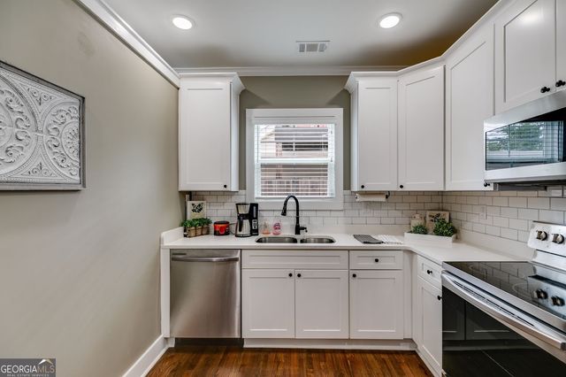 107 College Street, Carrollton, GA 30117