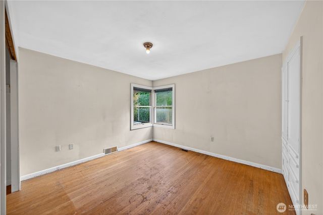 403 E Spruce Street, Mount Vernon, WA 98273