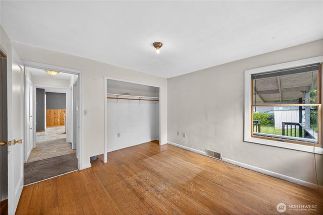 403 E Spruce Street, Mount Vernon, WA 98273