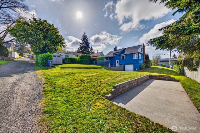 403 E Spruce Street, Mount Vernon, WA 98273