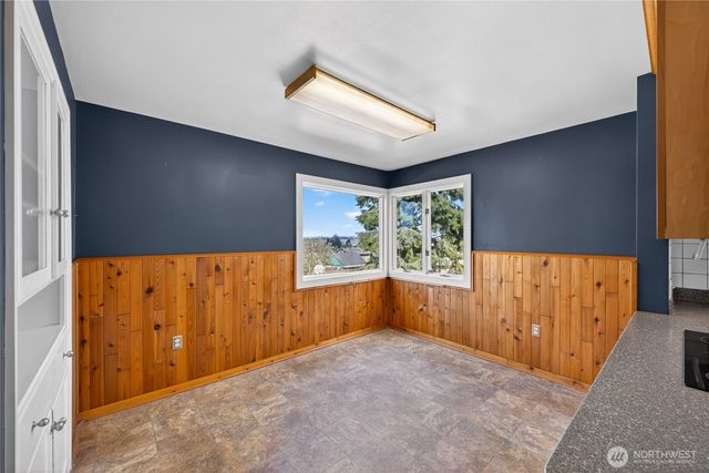403 E Spruce Street, Mount Vernon, WA 98273