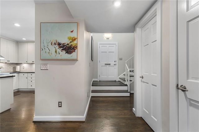 14 Sycamore Square, Decatur, GA 30030