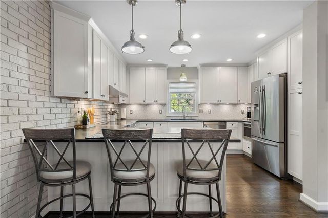 14 Sycamore Square, Decatur, GA 30030