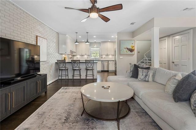 14 Sycamore Square, Decatur, GA 30030