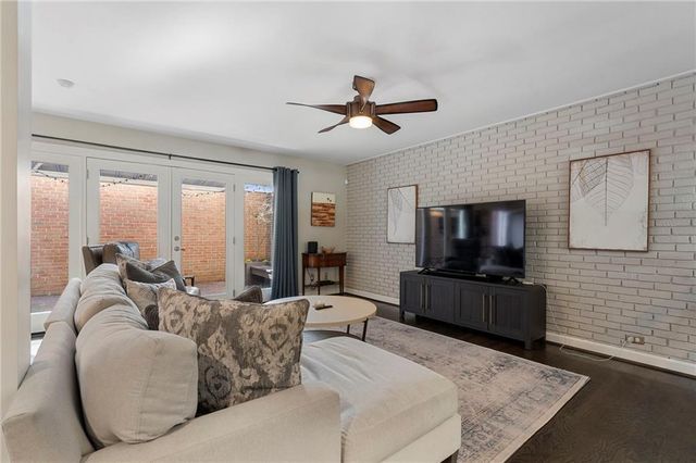 14 Sycamore Square, Decatur, GA 30030