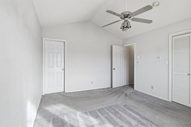 6326 E 89th Place 1006, Tulsa, OK 74137