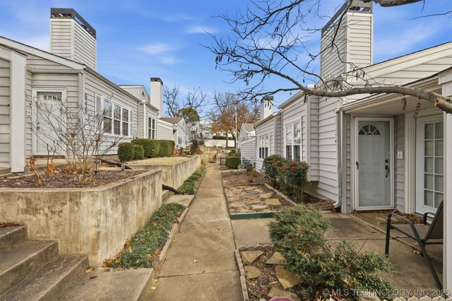 6326 E 89th Place 1006, Tulsa, OK 74137