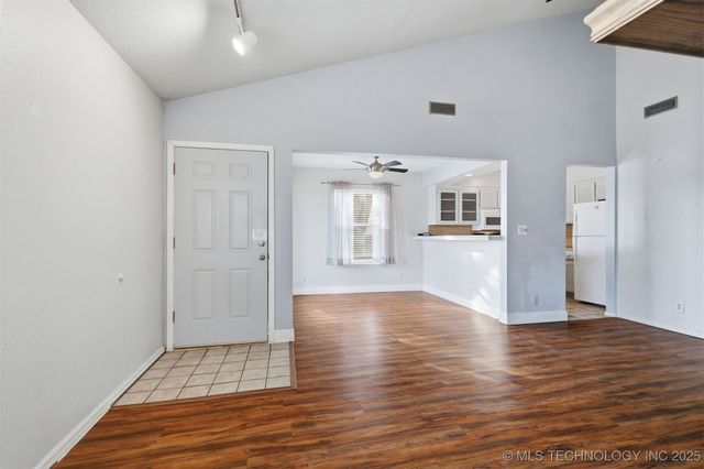 6326 E 89th Place 1006, Tulsa, OK 74137