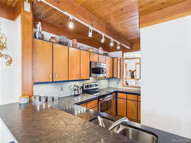 620 Tennis Club Rd 1339, Dillon, CO 80435