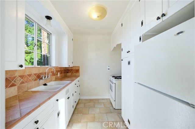 790 Santiago, Long Beach, CA 90804