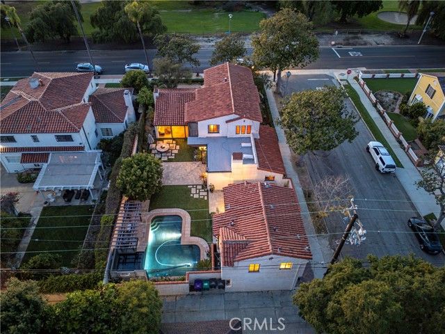 790 Santiago, Long Beach, CA 90804