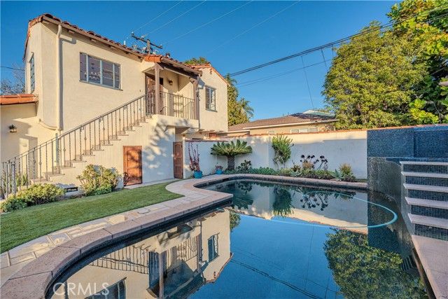 790 Santiago, Long Beach, CA 90804