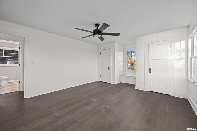 204 GREENWOOD Avenue, Bettendorf, IA 52722