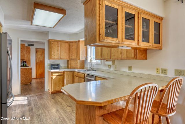 654 E Maple PL, Hayden, ID 83835