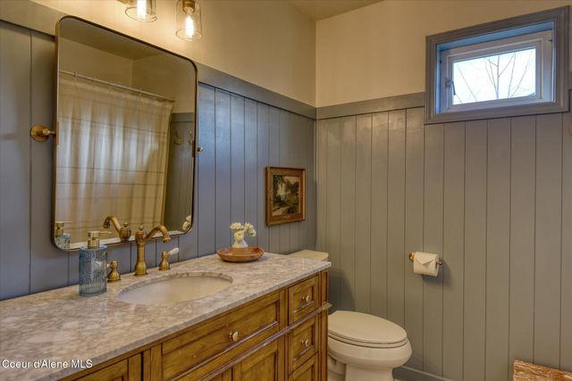 654 E Maple PL, Hayden, ID 83835