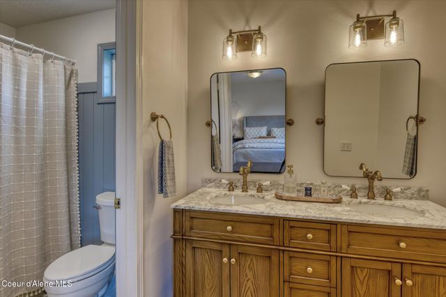 654 E Maple PL, Hayden, ID 83835