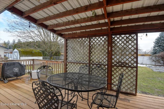 654 E Maple PL, Hayden, ID 83835