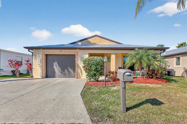 3 Los Gatos Lane, Port St. Lucie, FL 34952