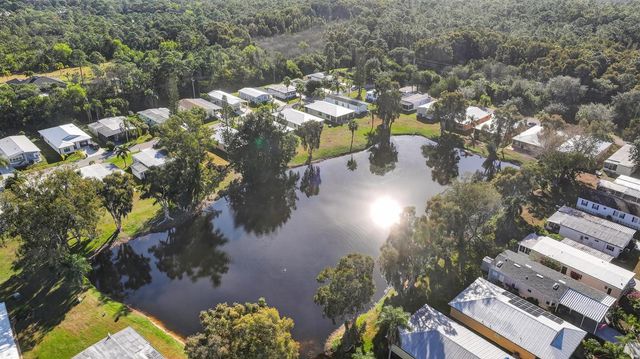 3 Los Gatos Lane, Port St. Lucie, FL 34952