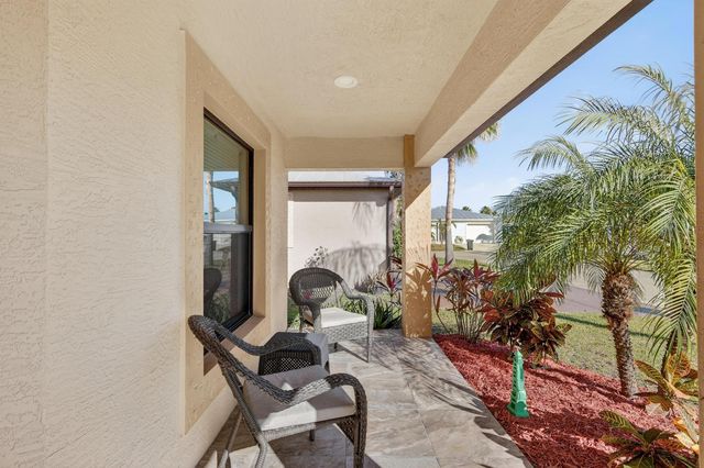 3 Los Gatos Lane, Port St. Lucie, FL 34952