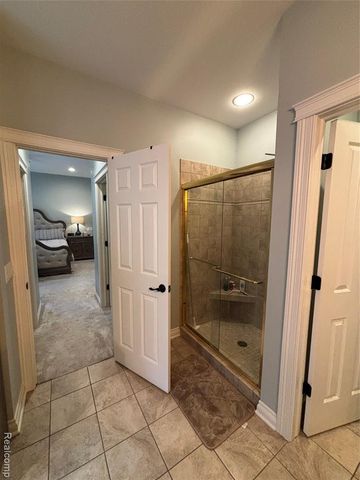 9035 N Island Drive, Flushing, MI 48433
