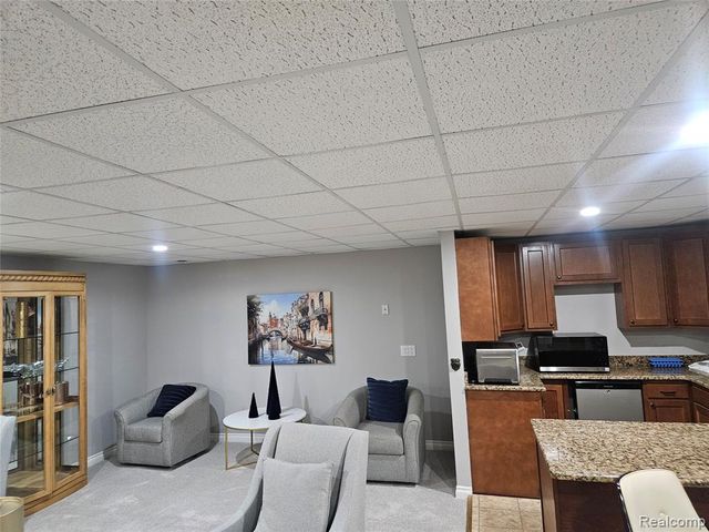 9035 N Island Drive, Flushing, MI 48433